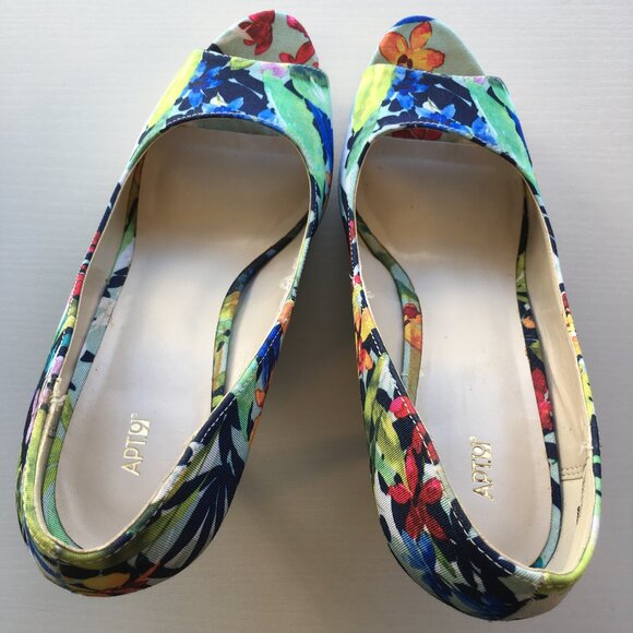 Tropical Print Peep Toe Heels by Apt. 9 - Picture 8 of 15